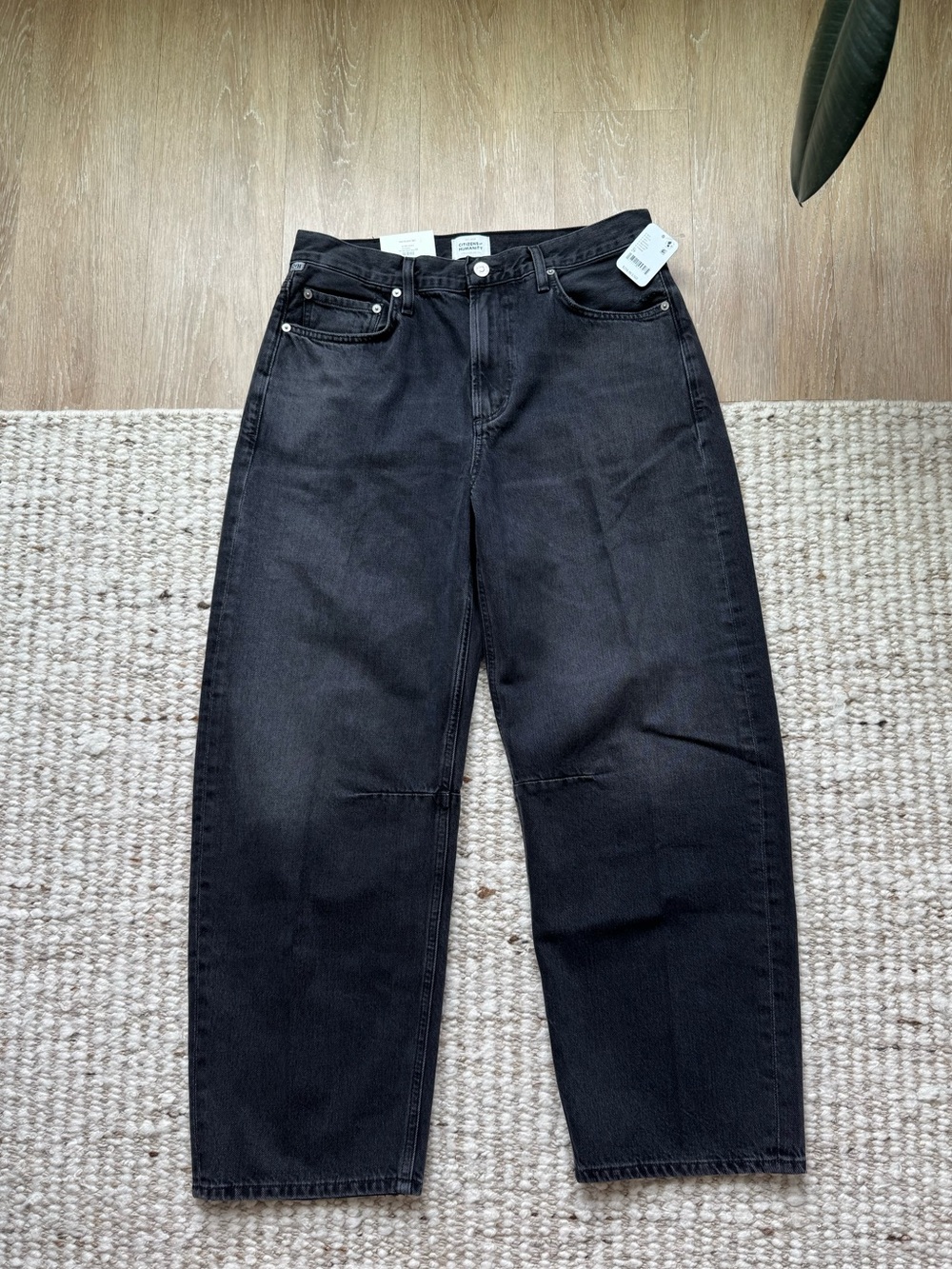 NWT Citizens of Humanity Miro Relaxed Jeans Domino 29 - Picture 4 of 9